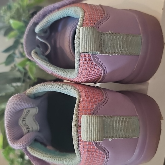 Skechers Kids' Light-Up Sneakers - Lavender and Teal Size 11 - Picture 10 of 10